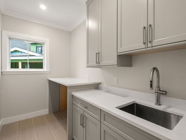 57 Horrigan Drive 3, Dedham MA 02026