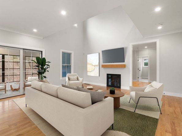 57 Horrigan Drive 3, Dedham MA 02026