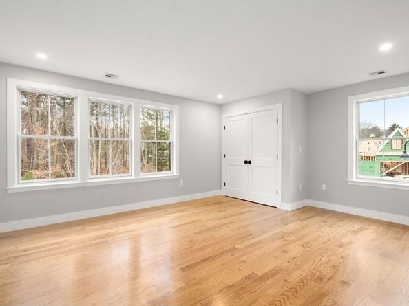 57 Horrigan Drive 3, Dedham MA 02026