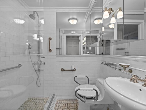 35 Glen Grn, Winchester MA 01890