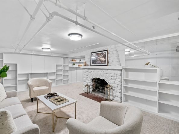 35 Glen Grn, Winchester MA 01890