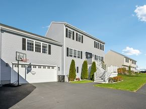 43 Gedney Dr, Peabody MA 01960