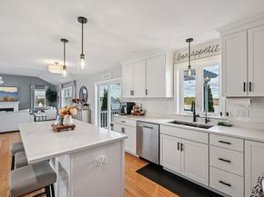 43 Gedney Dr, Peabody MA 01960