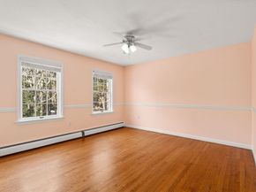 62 Allen Rd, Sturbridge MA 01566