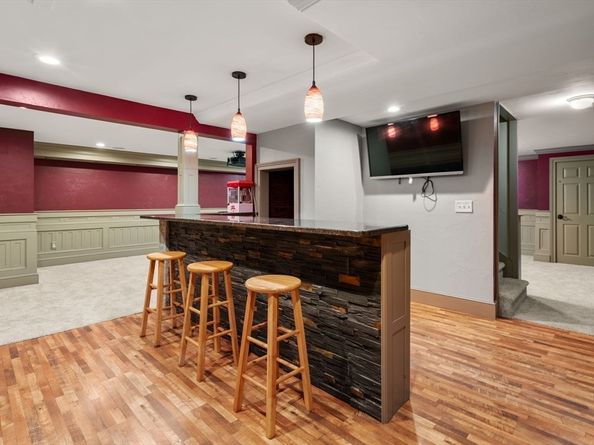 62 Allen Rd, Sturbridge MA 01566