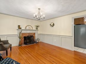 62 Allen Rd, Sturbridge MA 01566