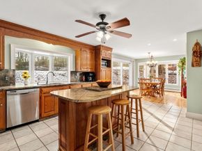 62 Allen Rd, Sturbridge MA 01566