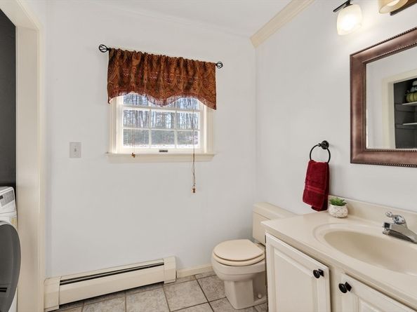 62 Allen Rd, Sturbridge MA 01566