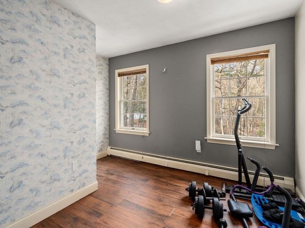 62 Allen Rd, Sturbridge MA 01566