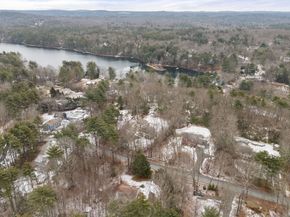 62 Allen Rd, Sturbridge MA 01566