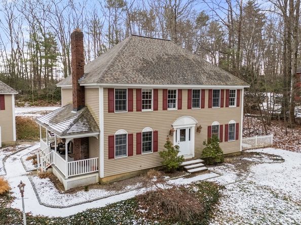 62 Allen Rd, Sturbridge MA 01566