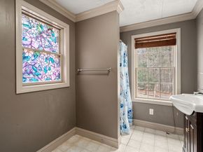 62 Allen Rd, Sturbridge MA 01566