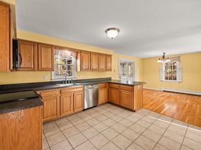 74 Higgins Rd, Kingston MA 02364