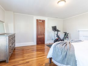 1076 Adams St, Boston MA 02124