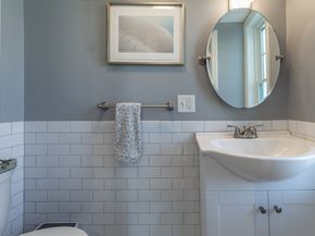 1076 Adams St, Boston MA 02124