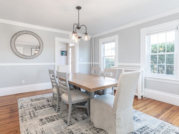 1076 Adams St, Boston MA 02124