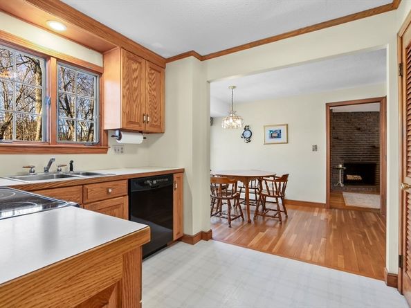 4 Briarwood Drive, Danvers MA 01923