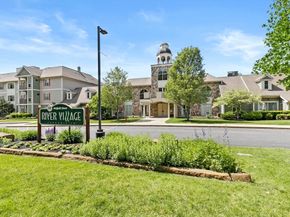 59 Walpole St 116, Canton MA 02021