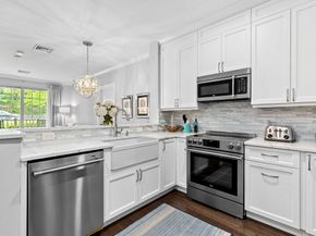 59 Walpole St 116, Canton MA 02021