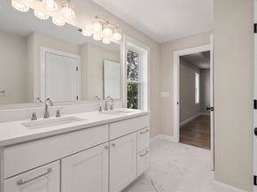 30 Danielles Way, Worcester MA 01606