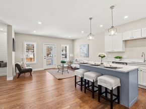 30 Danielles Way, Worcester MA 01606