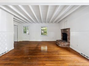 8 Captain's Lane, Mattapoisett MA 02739