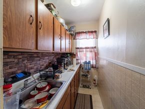 78 Gage St, Worcester MA 01605