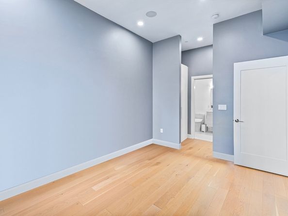 20 W Fifth Street 5E, Boston MA 02127