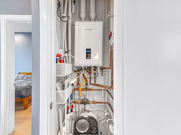 20 W Fifth Street 5E, Boston MA 02127