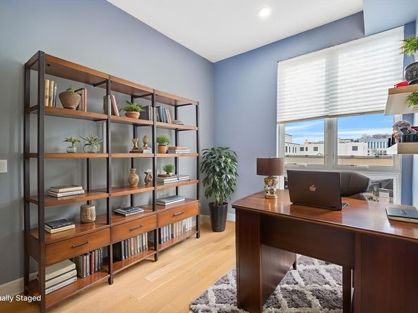 20 W Fifth Street 5E, Boston MA 02127