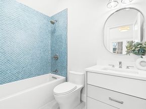 8 Oakdale Ave, Wellesley MA 02482