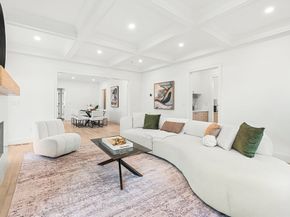 8 Oakdale Ave, Wellesley MA 02482