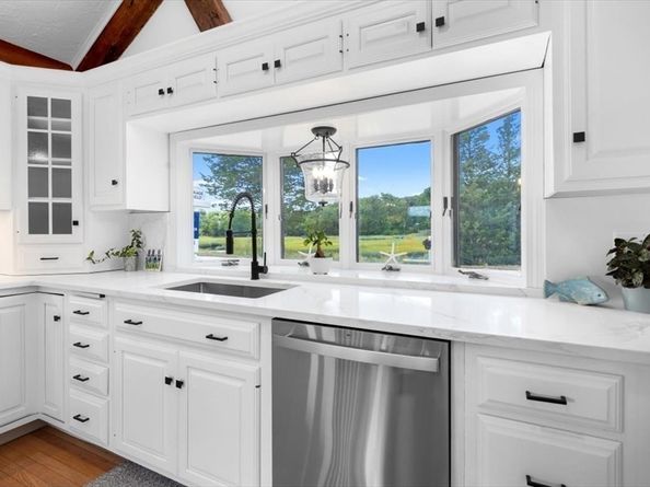 76 Macombers Way, Marshfield MA 02050