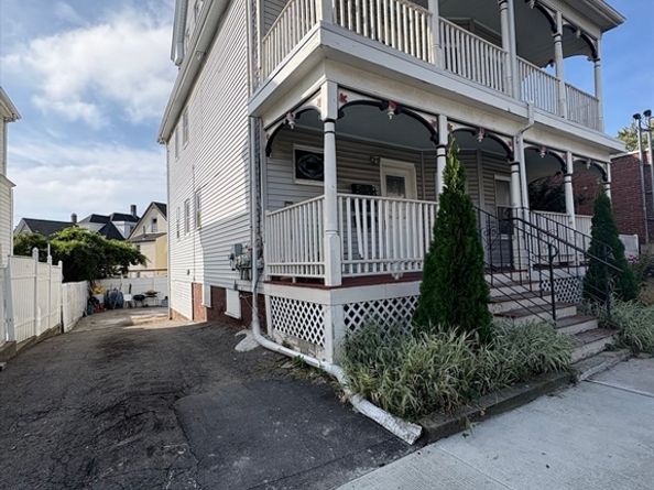 211 Elm, Everett MA 02149