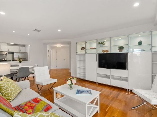 1 Watermill Place 309, Arlington MA 02476