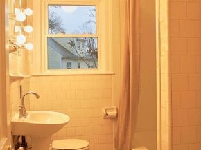 25 Halliden St, Stoughton MA 02072