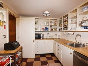 696 Summer, Rockland MA 02370