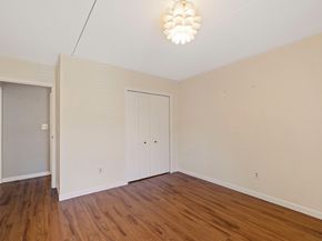 50-56 Broadlawn Park 221, Boston MA 02467