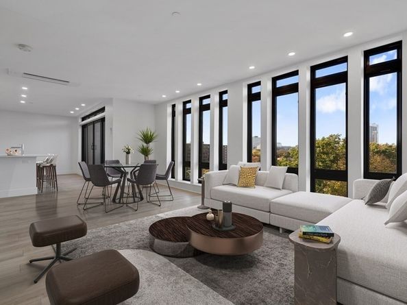 1950 Washington St 5C, Boston MA 02118