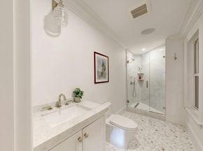 71 Mount Vernon St 1A, Boston MA 02108