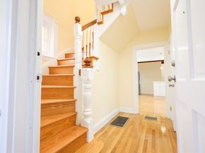 98 Safford St, Quincy MA 02171