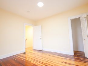 98 Safford St, Quincy MA 02171