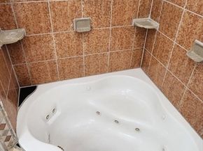 113 Pleasant Street, Leominster MA 01453