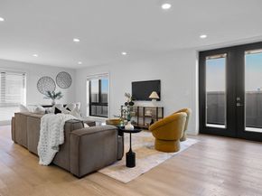 85 Willow Court PH501, Boston MA 02125