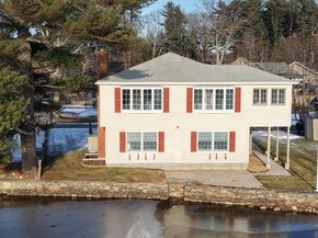 10 Indian Point Rd, Webster MA 01570