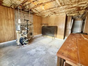 10 Indian Point Rd, Webster MA 01570