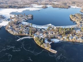 10 Indian Point Rd, Webster MA 01570