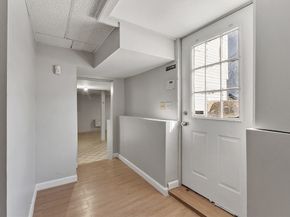 3 Franconia St, Worcester MA 01602