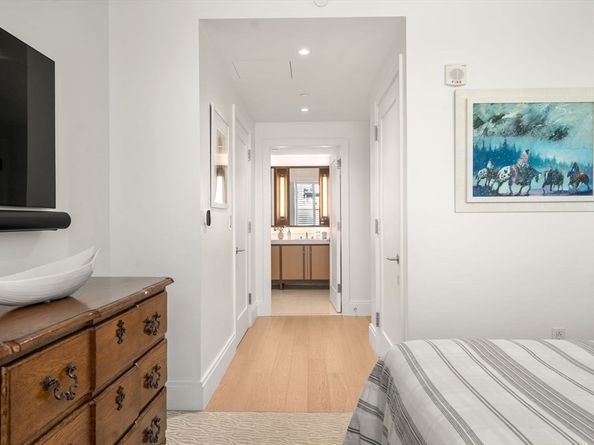 380 Harrison Ave 1118, Boston MA 02118