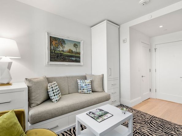 380 Harrison Ave 1118, Boston MA 02118